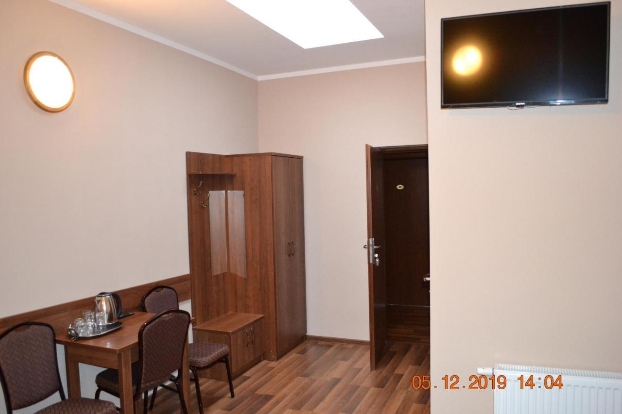 Inn Karter *